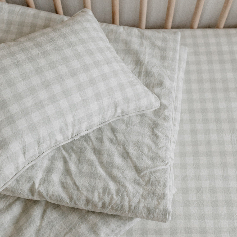 When to Transition to a Toddler Bed: Everything You Need to Know For a Smooth Adjustment