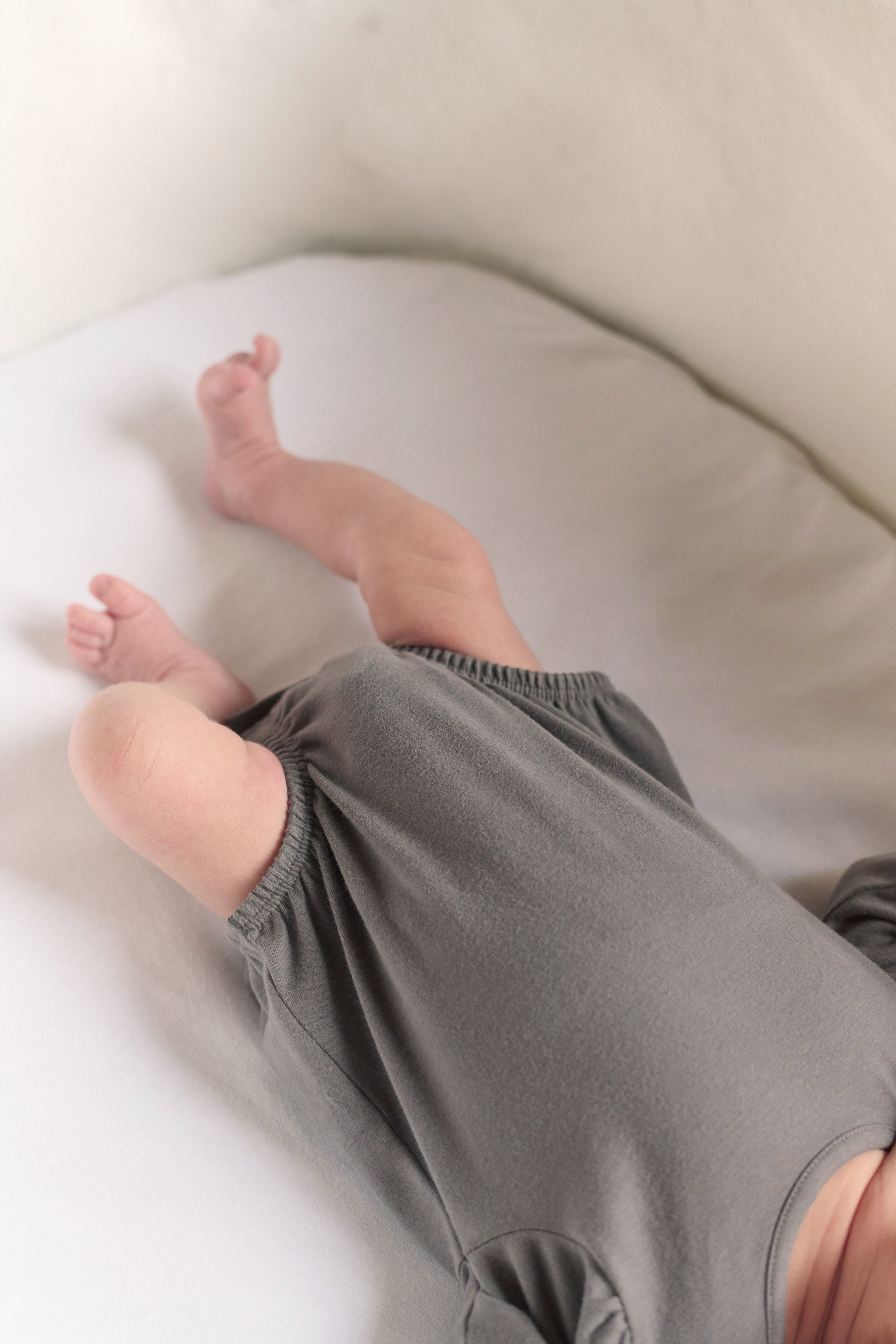 Pehr-Essentials Puff Sleeve One-Piece-Charcoal-Newborn-4