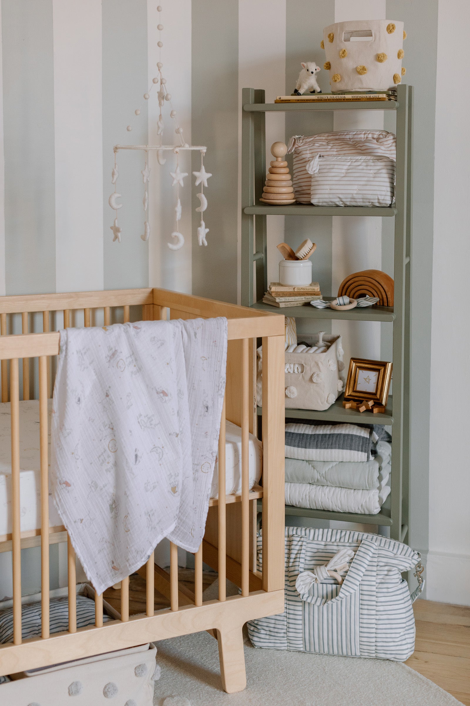Pehr-Swaddle-Over the Moon-4