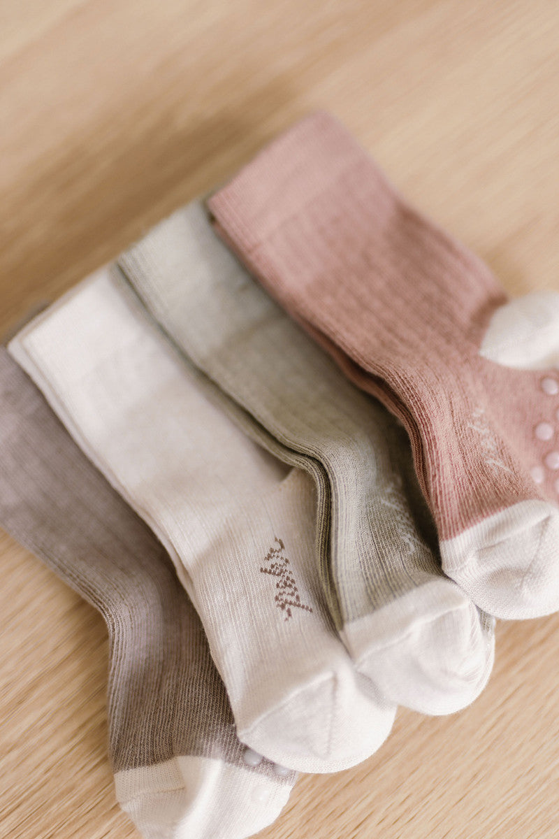 Crew Socks with Grips 3 - Pack 3-Piece Set Pehr Canada   