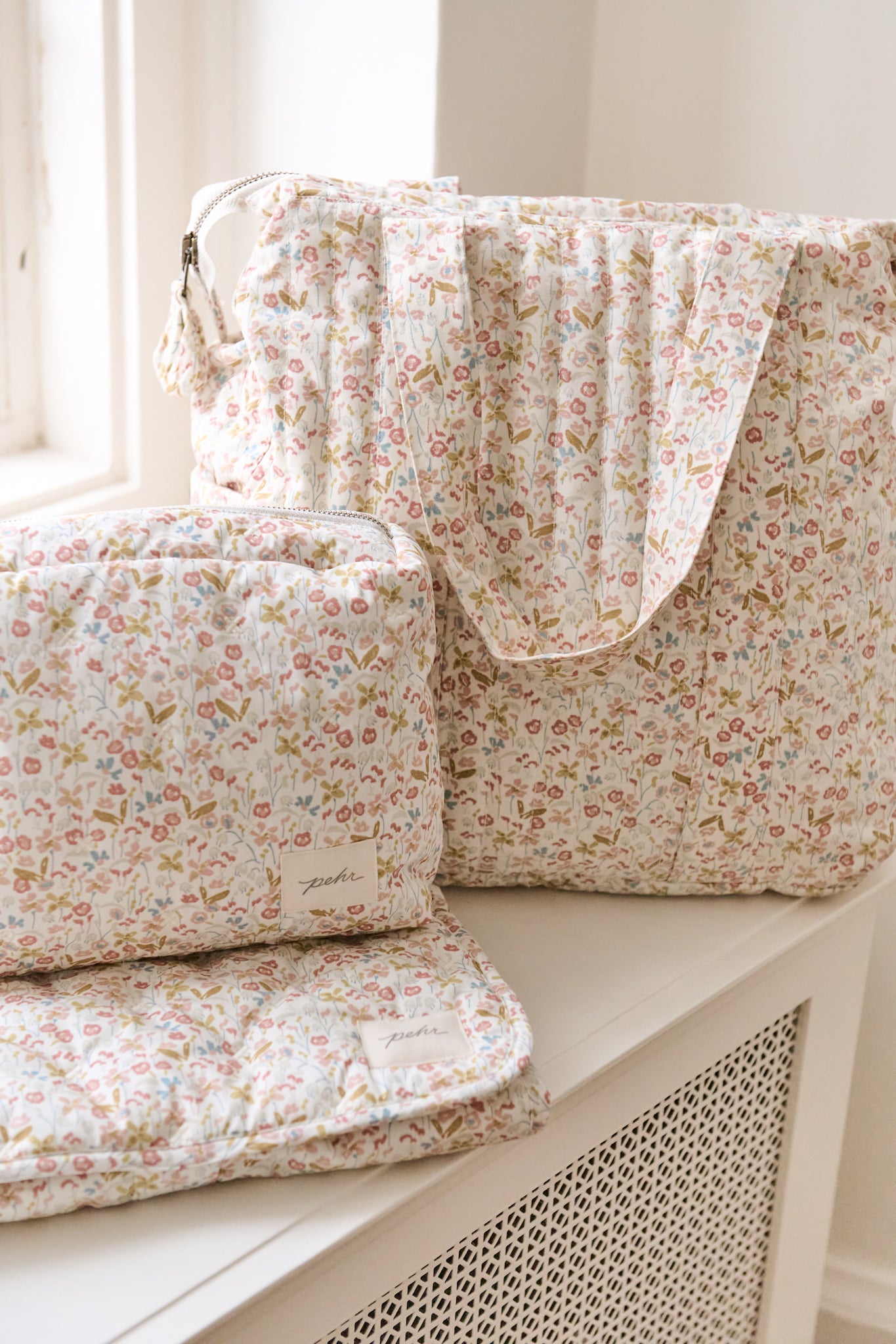 On The Go Portable Changing Pad - Floret