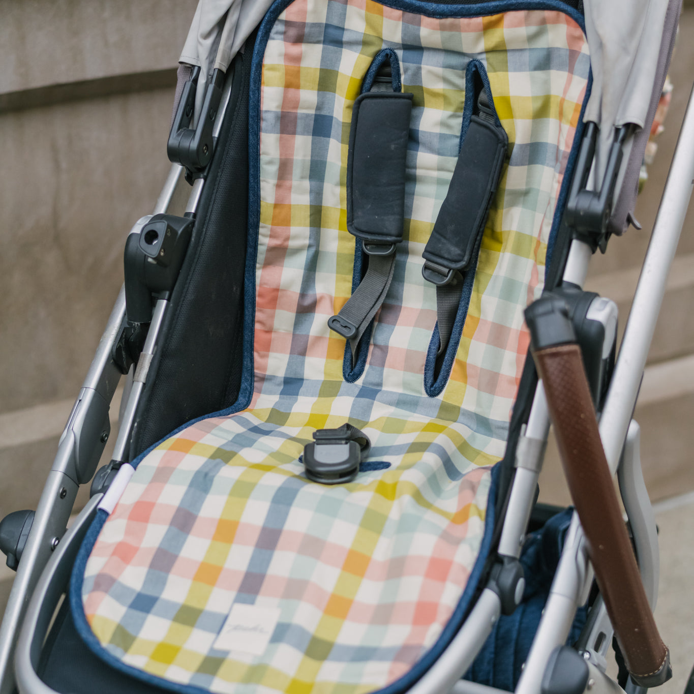 Pehr-Reversible Stroller Insert-Vintage Wash Picnic-2