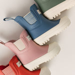 Pehr-Voyageur Boot-River-8