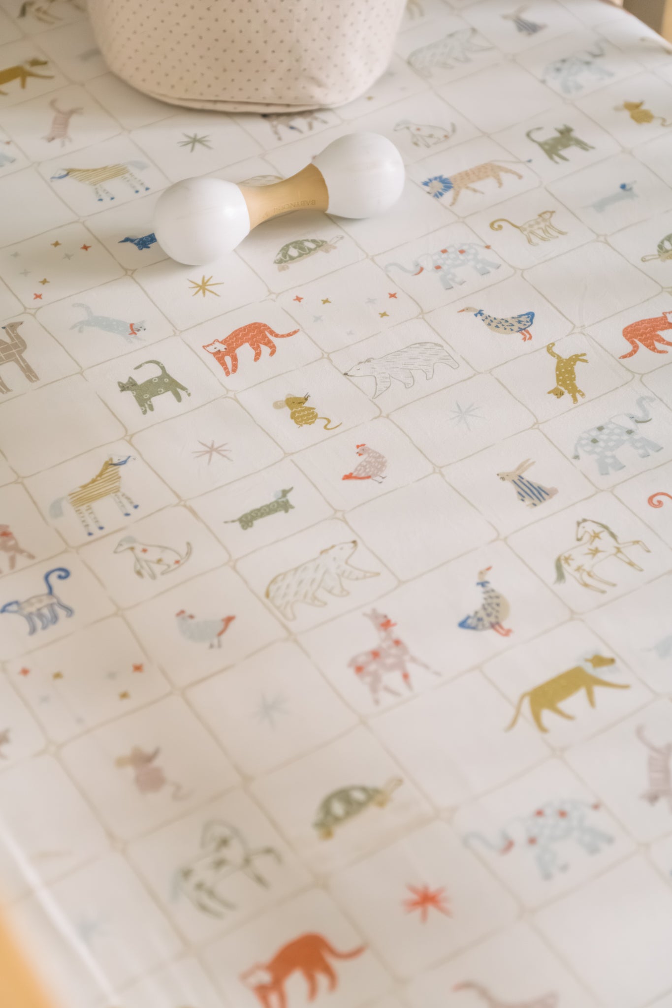 Crib Sheet - Animal Shuffle