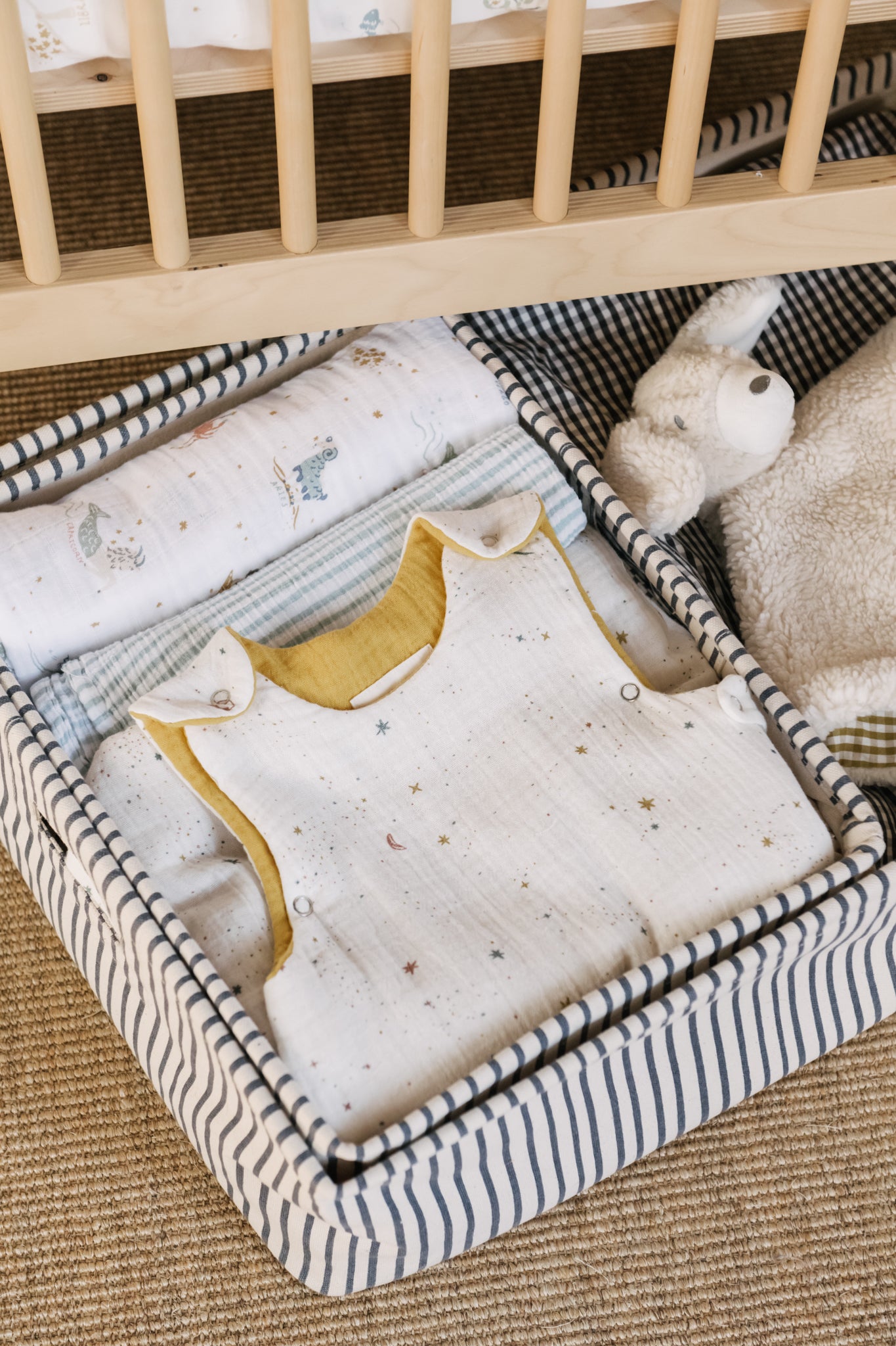 Pehr- Swaddle - Zodiac -4