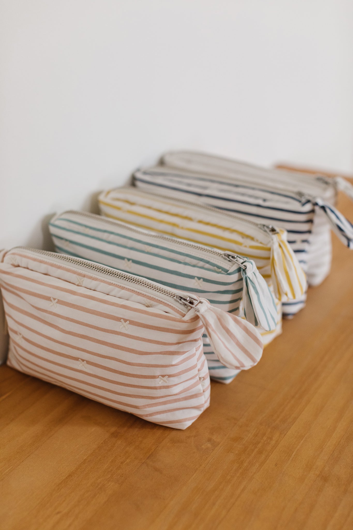 Pehr-On The Go Mini Pouch-Stripes Away Pebble Grey-3