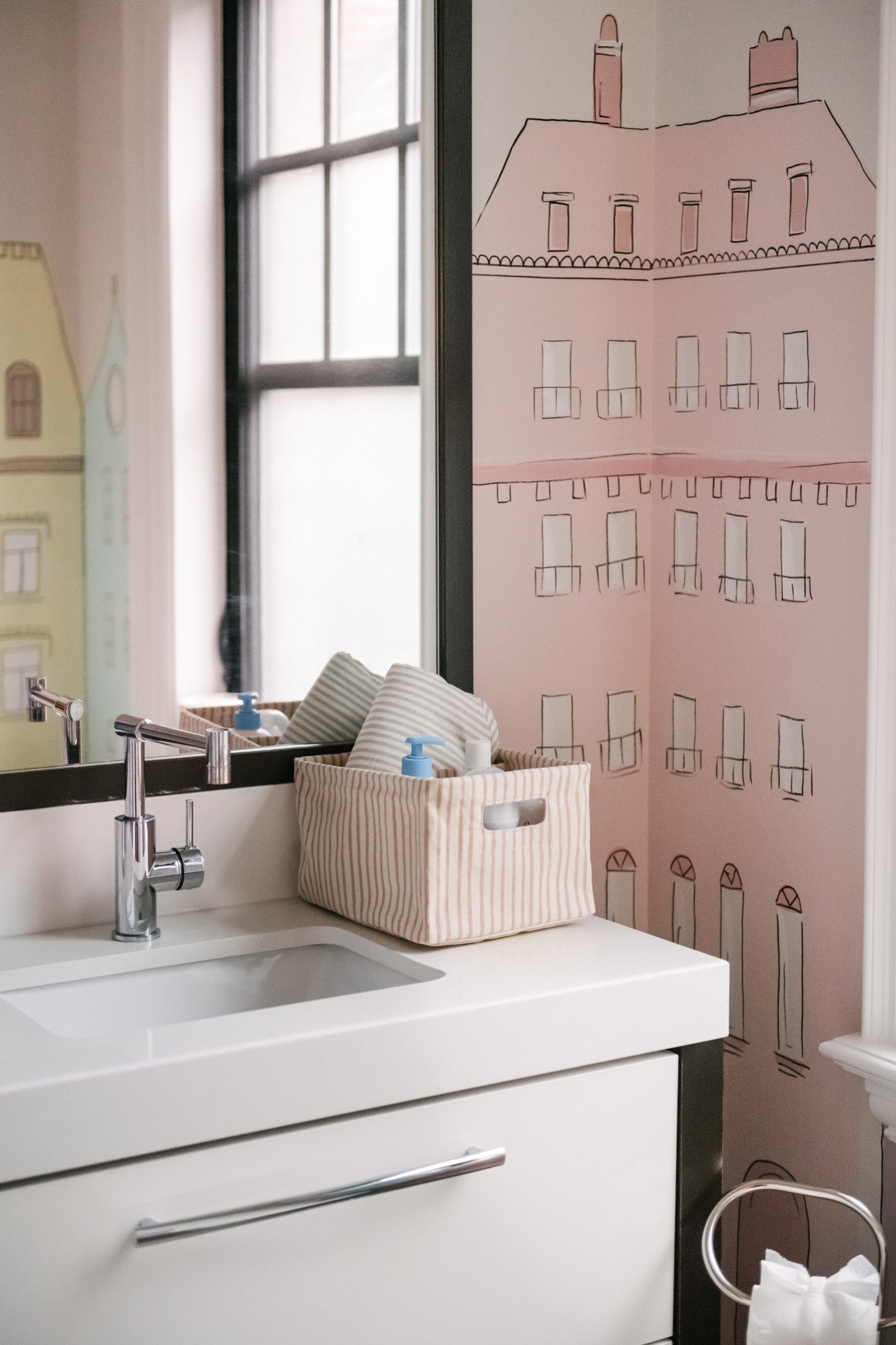 Pehr - Printed Hideaway Caddy - Stripes Away Petal -3