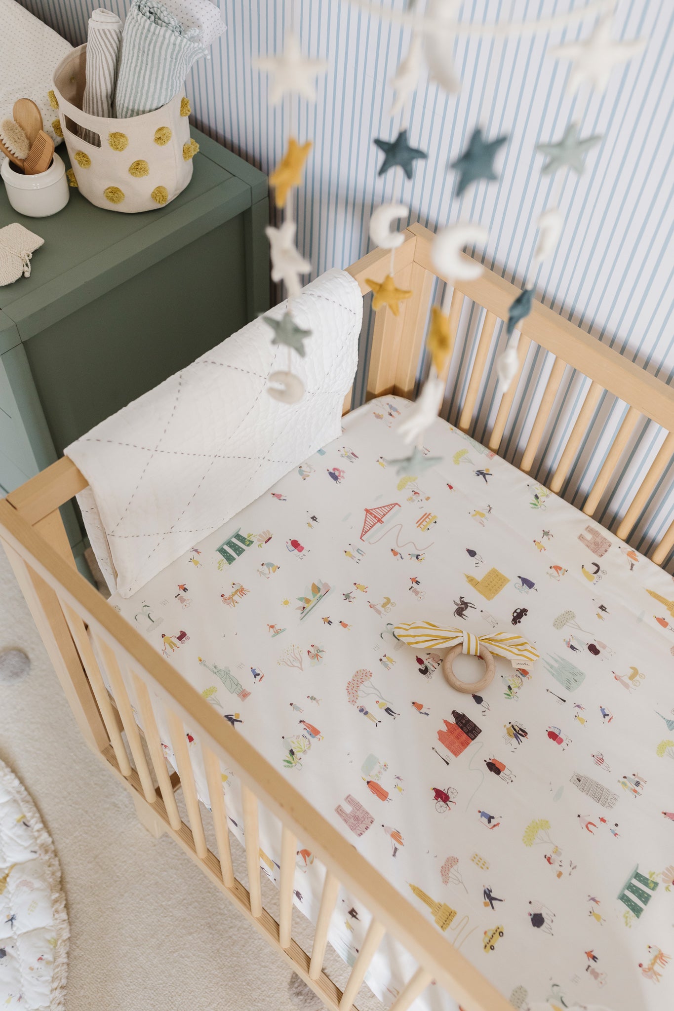 Pehr-Crib Sheet-Explore the World-3