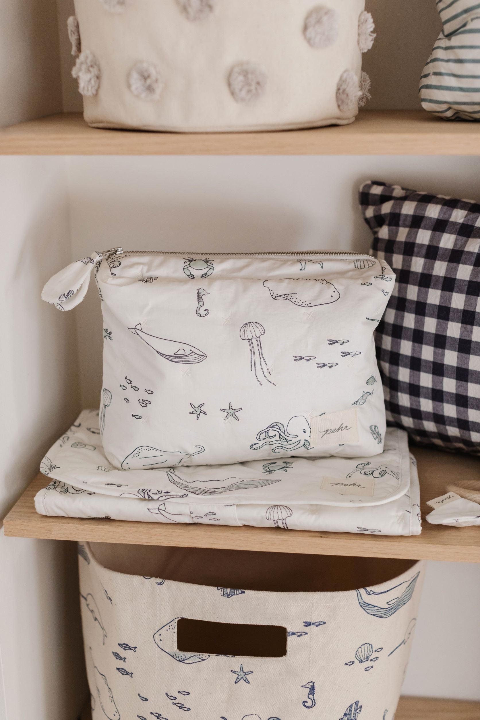 On The Go Pouch Pouch Pehr   