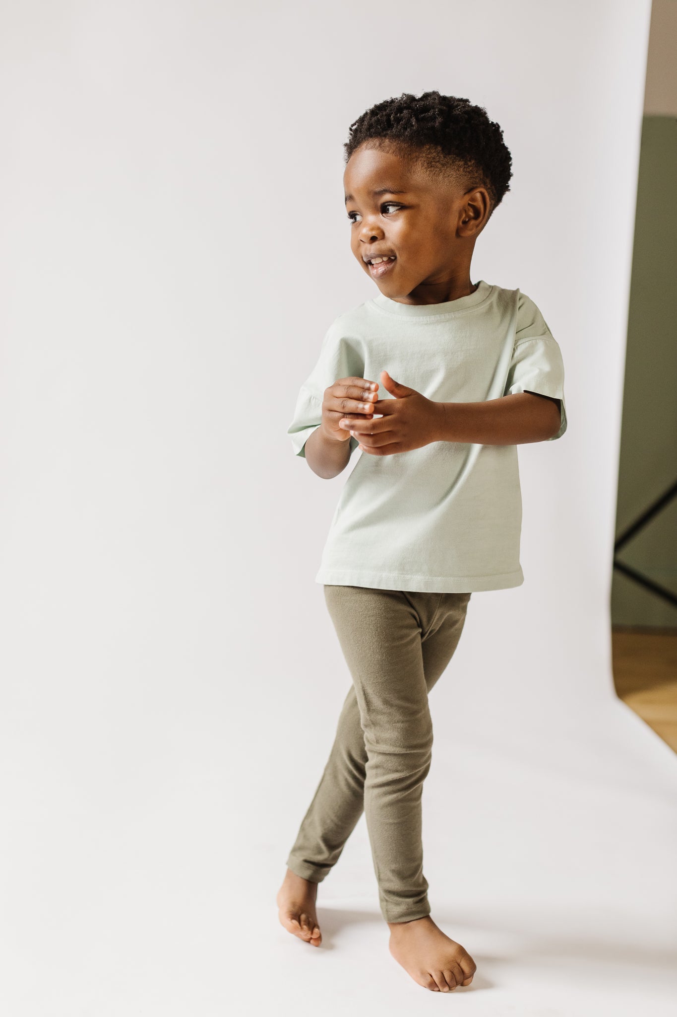 Pehr-Essentials Legging-Olive-6